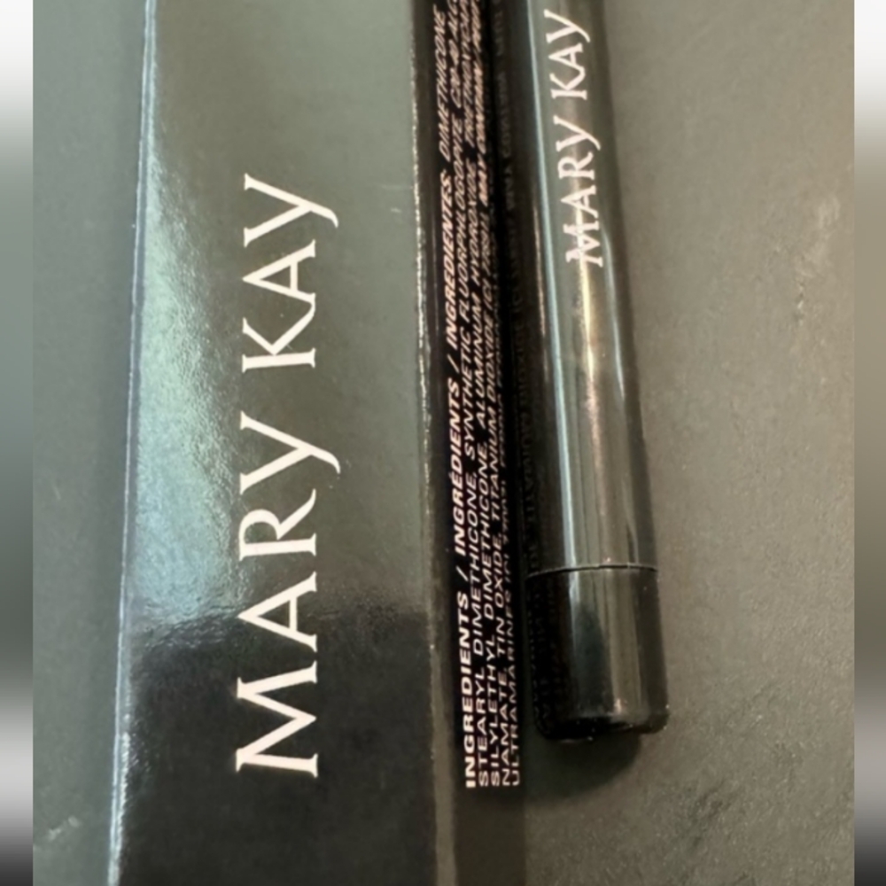 Mary Kay Steely Eyeliner-former Formula